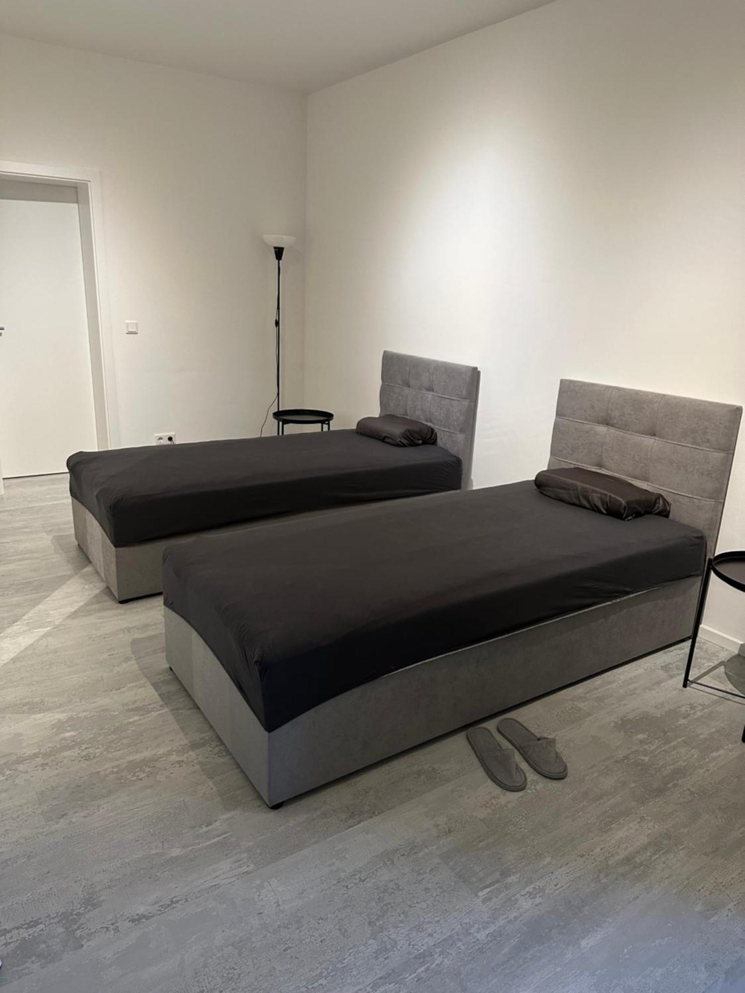 Place to sleep - Kassel: Direkt an der Uni Buitenkant foto