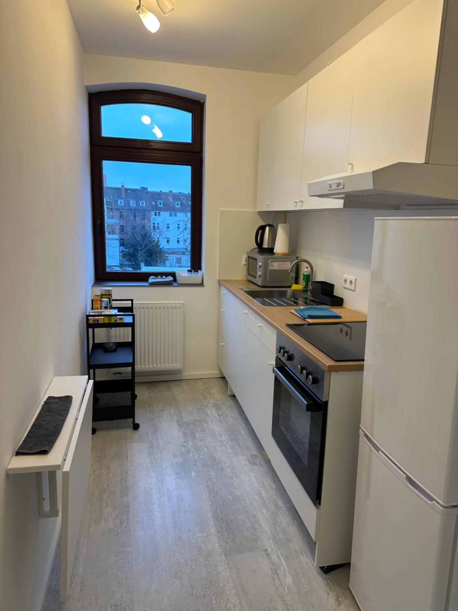 Place to sleep - Kassel: Direkt an der Uni Buitenkant foto